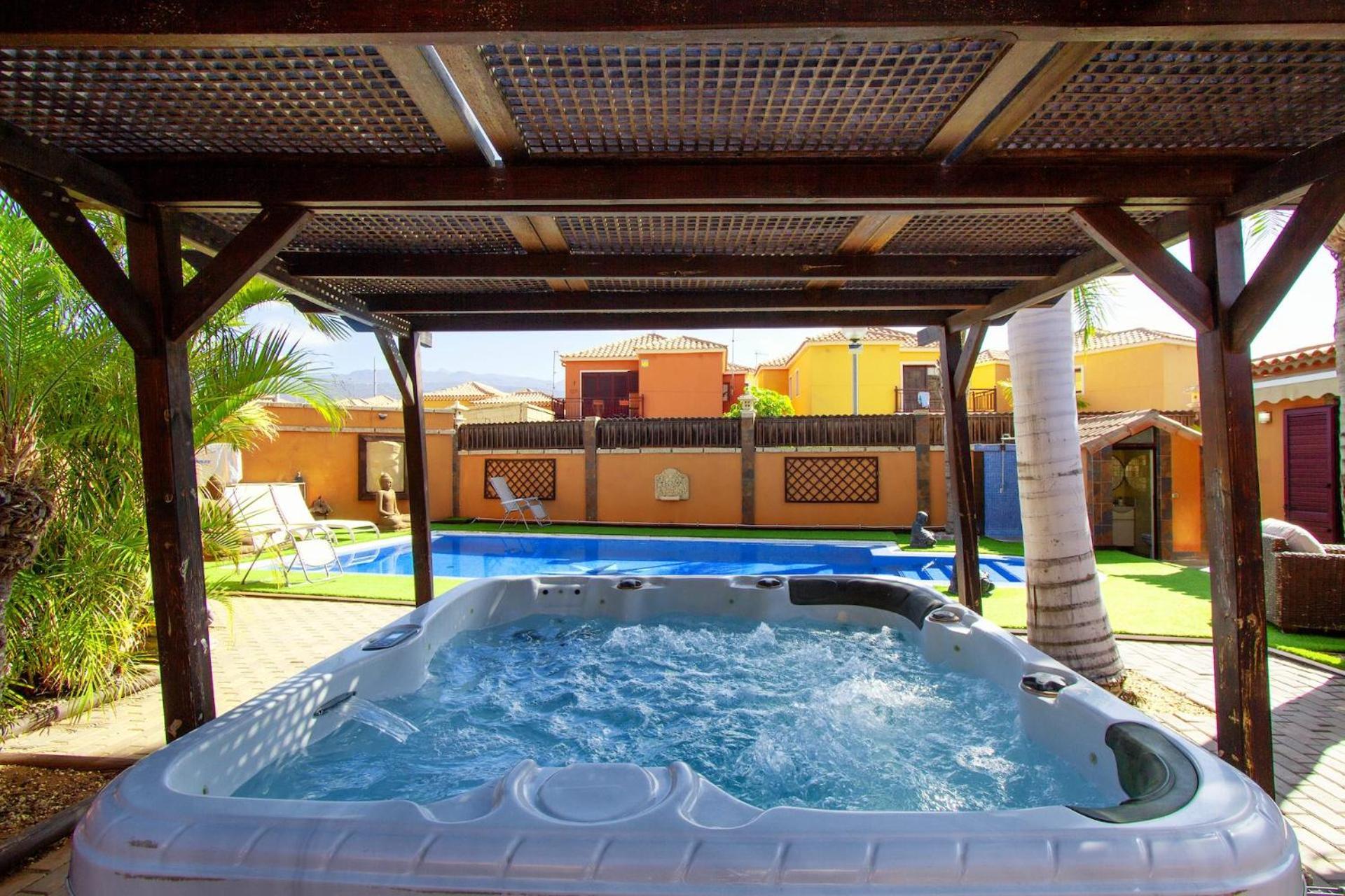 Villa Jardin De Buda Arona  Buitenkant foto